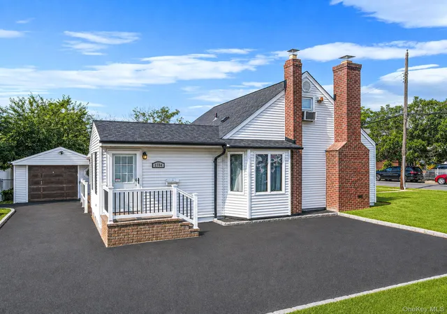 Photo 2 of Sale Pending at 2384 Cambridge St, Hempstead, NY 11554 | MLS# 1038335 | Listing updated on 2026-09-01