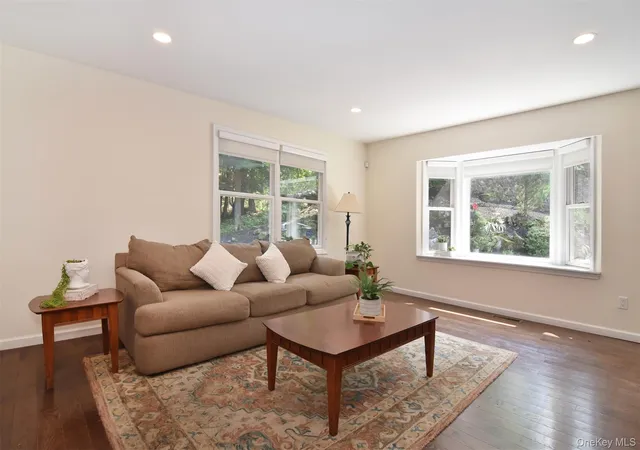 Photo 4 of Single family home for sale at 73 High St, Greenburgh, NY 10591 | MLS# 1038345 | Listing updated on 2026-08-28