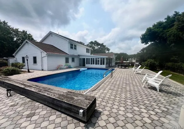 Photo 3 of Sale Pending at 7 Cedar Ave, Brookhaven, NY 11727 | MLS# 1038353 | Listing updated on 2026-09-16