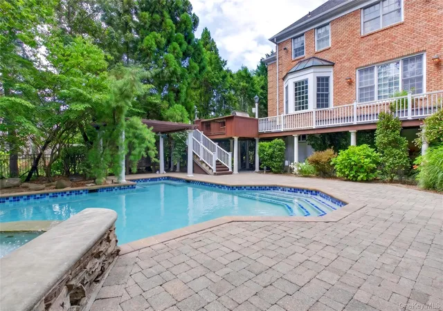Photo 2 of Single family home for sale at 63 Charney Ct, North Hempstead, NY 11030 | MLS# 1038383 | Listing updated on 2026-09-17