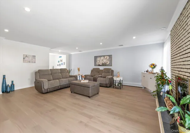 Photo 3 of Sale Pending at 529 Grant Ave, Hempstead, NY 11552 | MLS# 1038394 | Listing updated on 2026-08-28