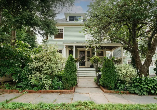 1st image of 140 Main St, Kingston, NY 12401 | MLS# 1038398