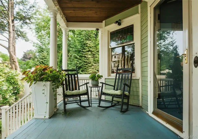 Photo 4 of Single family home for sale at 140 Main St, Kingston, NY 12401 | MLS# 1038398 | Listing updated on 2026-09-01