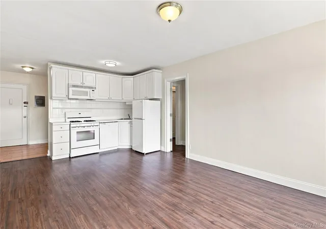 Photo 4 of Sale Pending at 91 Tulip Ave #AD2, Hempstead, NY 11001 | MLS# 1038408 | Listing updated on 2026-09-17