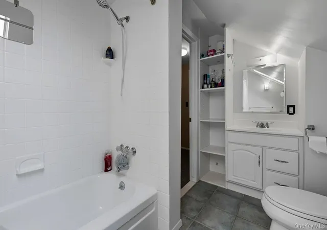 Photo 31 of Sale Pending at 17 Trapper Ln, Hempstead, NY 11756 | MLS# 1038412 | Listing updated on 2026-08-21