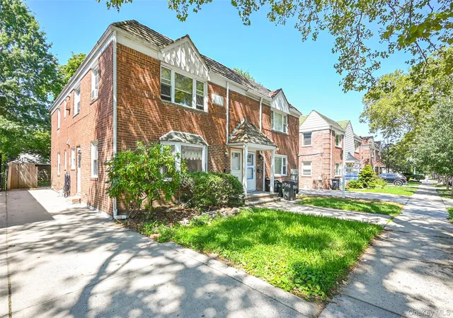 Photo 2 of Sale Pending at 7518 197th Street, New York, NY 11366 | MLS# 1038416 | Listing updated on 2026-09-02
