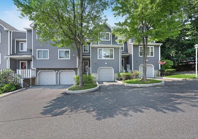 2nd image of 25 Skyline Ter, Clarkstown, NY 10954 | MLS# 1038461
