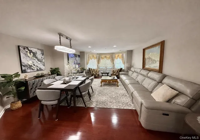 4th image of 1207 Round Pointe Dr, Haverstraw, NY 10927 | MLS# 1038478