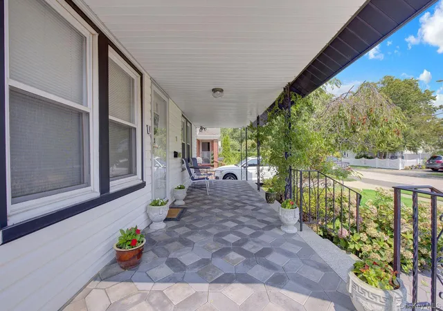 Photo 3 of Single family home for sale at 9 Christabel St, Hempstead, NY 11563 | MLS# 1038504 | Listing updated on 2026-10-01