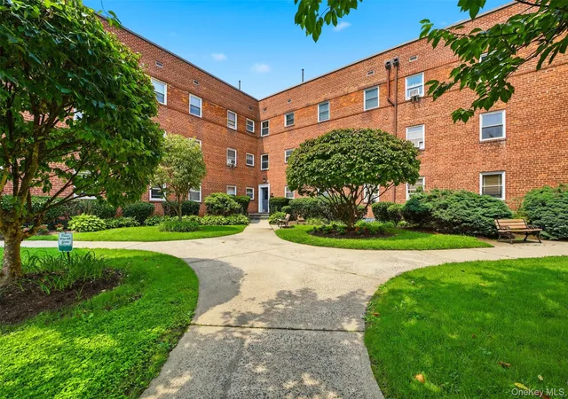 Photo 3 of Condo for sale at 330 S Broadway #B11, Greenburgh, NY 10591 | MLS# 1038514 | Listing updated on 2026-08-15