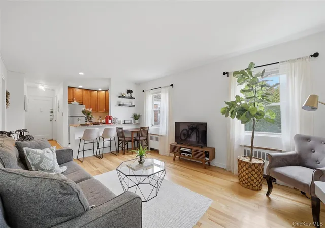 Photo 4 of Condo for sale at 330 S Broadway #B11, Greenburgh, NY 10591 | MLS# 1038514 | Listing updated on 2026-08-15