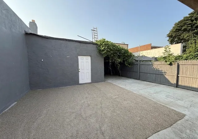 Photo 4 of House for sale at 8121 102nd Avenue, New York, NY 11416 | MLS# 1038526 | Listing updated on 2026-08-14