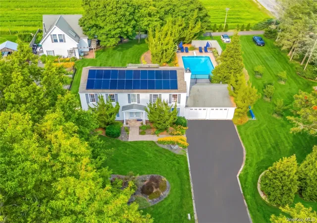 Photo 1 of Single family home for sale at 8 High Meadow Ln, Riverhead, NY 11947 | MLS# 1038540 | Listing updated on 2026-09-30