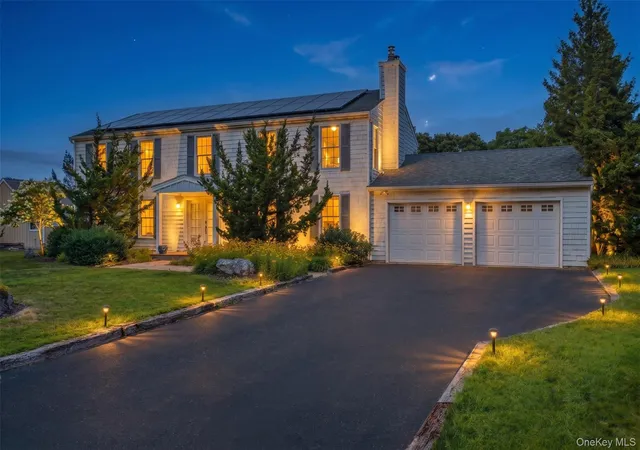 Photo 2 of Single family home for sale at 8 High Meadow Ln, Riverhead, NY 11947 | MLS# 1038540 | Listing updated on 2026-09-30