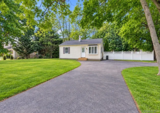 Photo 1 of Single family home for sale at 685 Horseblock Rd, Brookhaven, NY 11719 | MLS# 1038543 | Listing updated on 2026-09-20