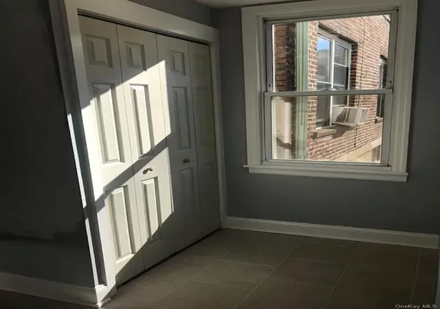 Photo 3 of Sale Pending at 1965 Pilgrim Ave, New York, NY 10461 | MLS# 1038547 | Listing updated on 2026-10-01