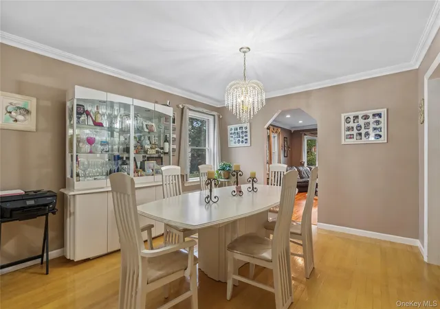 Photo 3 of Single family home for sale at 129 Sweetfield Cir, Yonkers, NY 10704 | MLS# 1038558 | Listing updated on 2026-10-25
