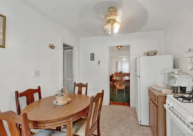 Listing Photo 5 - Condo for sale in building located at 469 47th St, New York, NY 11220