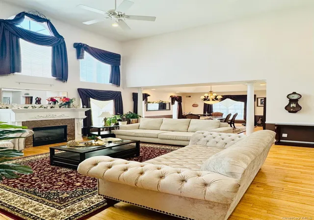 Photo 3 of Sale Pending at 153 Constantine Way #153, Brookhaven, NY 11766 | MLS# 1038586 | Listing updated on 2026-09-13