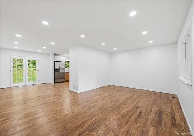 Photo 4 of Single family home for sale at 1 Christopher Way, Newburgh (town), NY 12542 | MLS# 1038587 | Listing updated on 2026-09-16