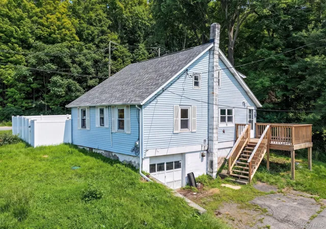 1st image of 14 Airport Rd, Middletown, NY 10940 | MLS# 1038590
