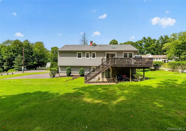 3rd image of 6 Linda Ln, Orangetown, NY 10965 | MLS# 1038610