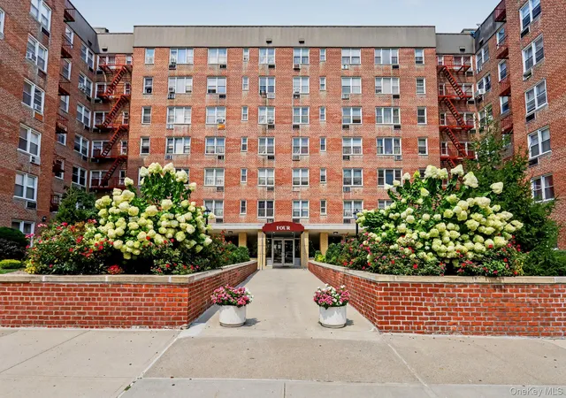 1st image of 4 Sadore Ln #3B, Yonkers, NY 10710 | MLS# 1038615