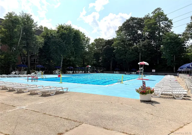 2nd image of 4 Sadore Ln, Yonkers, NY 10710