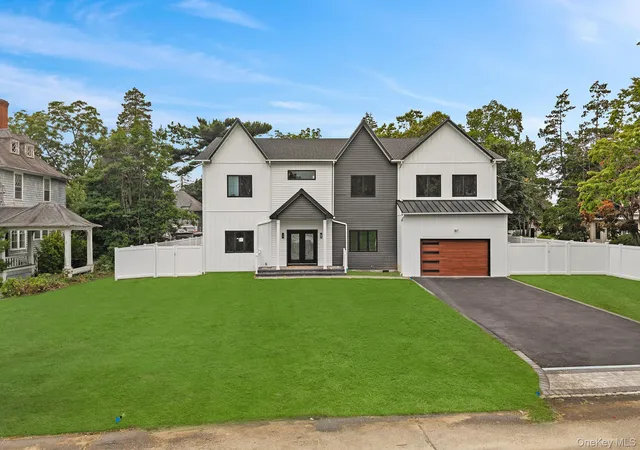 Photo 3 of Single family home for sale at 16 S Montgomery Ave, Islip, NY 11706 | MLS# 1038627 | Listing updated on 2026-09-27