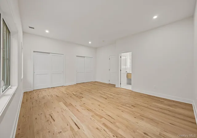 Photo 3 of Sale Pending at 16 S Montgomery Ave, Islip, NY 11706 | MLS# 1038627 | Listing updated on 2026-10-06