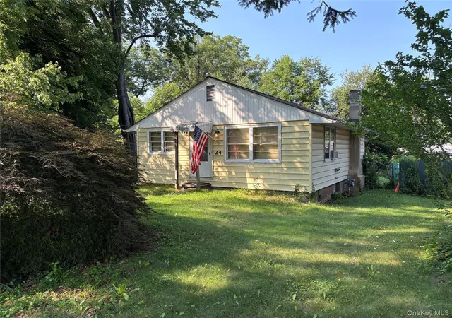 Photo 1 of Sale Pending at 24 Maple St, Warwick (town), NY 10925 | MLS# 1038631 | Listing updated on 2026-09-19