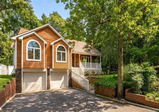 Single family home for sale at 70 Beach Rd, Riverhead, NY 11792 | MLS# 1038639