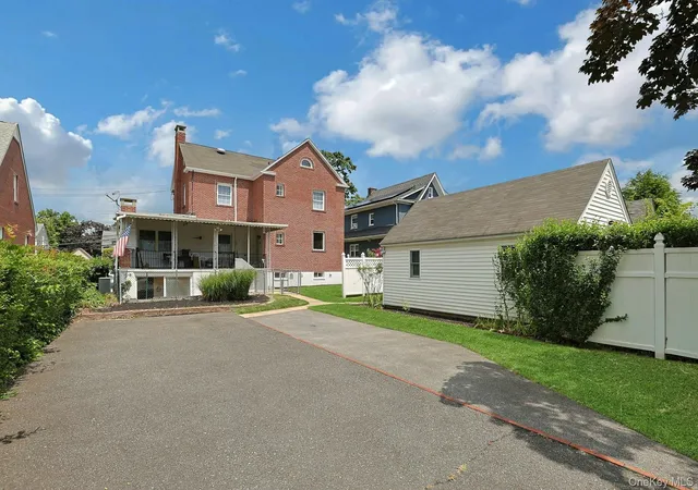 Photo 3 of Single family home for sale at 54 Bowman Ave, Rye Town, NY 10573 | MLS# 1038647 | Listing updated on 2026-09-19