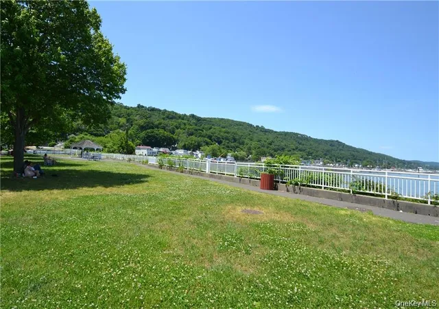 21st image of 318 Harbor Cove #318, Orangetown, NY 10968 | MLS# 1038675