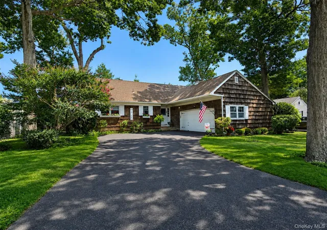 Photo 1 of Sale Pending at 127 Cherry Ave, Islip, NY 11796 | MLS# 1038695 | Listing updated on 2026-08-26