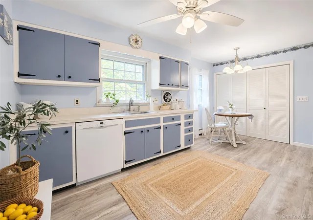 Photo 4 of Sale Pending at 127 Cherry Ave, Islip, NY 11796 | MLS# 1038695 | Listing updated on 2026-08-26