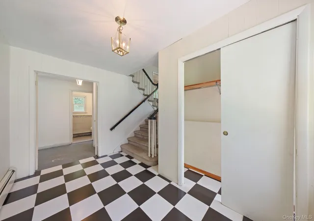 Photo 4 of Sale Pending at 10 Creeden Dr, Middletown, NY 10940 | MLS# 1038714 | Listing updated on 2026-09-03