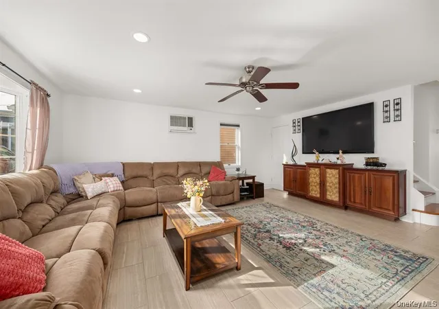 Photo 2 of Single family home for sale at 19 W 13th Road, New York, NY 11693 | MLS# 1038717 | Listing updated on 2026-08-15