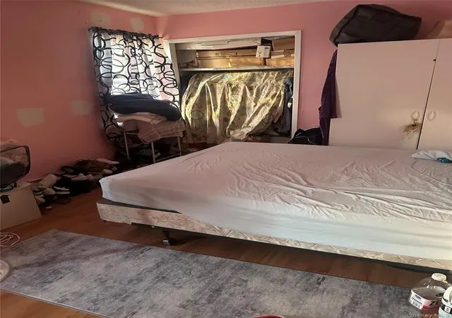 Photo 3 of Single family home for sale at 106-15 Pinegrove St, New York, NY 11435 | MLS# 1038753 | Listing updated on 2026-08-15