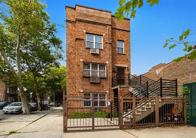 Photo 2 of Multi family home for sale at 143 Newport St, New York, NY 11212 | MLS# 1038756 | Listing updated on 2026-08-27