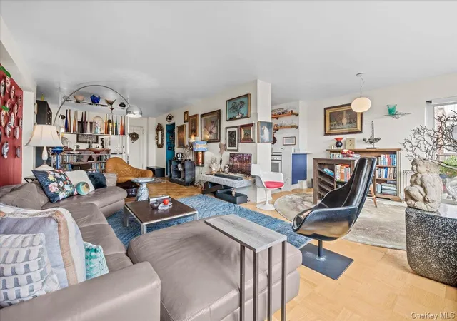 Photo 3 of House for sale at 750 Kappock St #1409, New York, NY 10463 | MLS# 1038757 | Listing updated on 2026-08-15