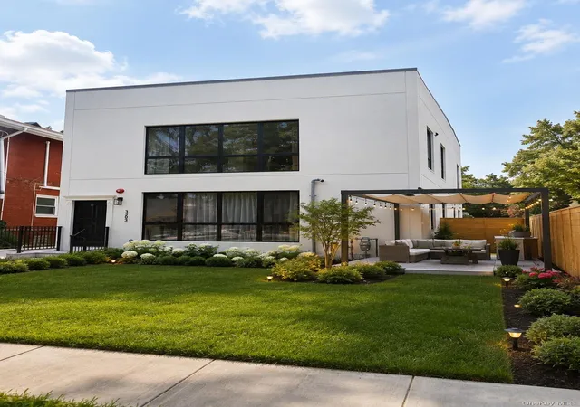Photo 2 of Single family home for sale at 33 03 213th Street, New York, NY 11361 | MLS# 1038779 | Listing updated on 2026-08-29