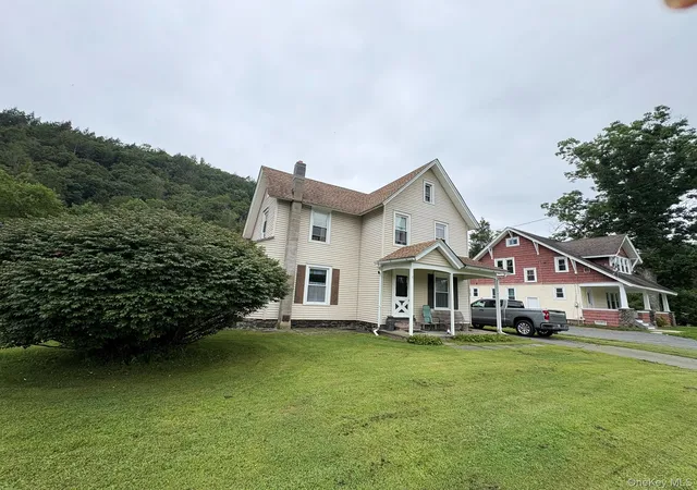 Photo 4 of Single family home for sale at 5 Riverside Dr, Rockland, NY 12776 | MLS# 1038795 | Listing updated on 2026-10-05