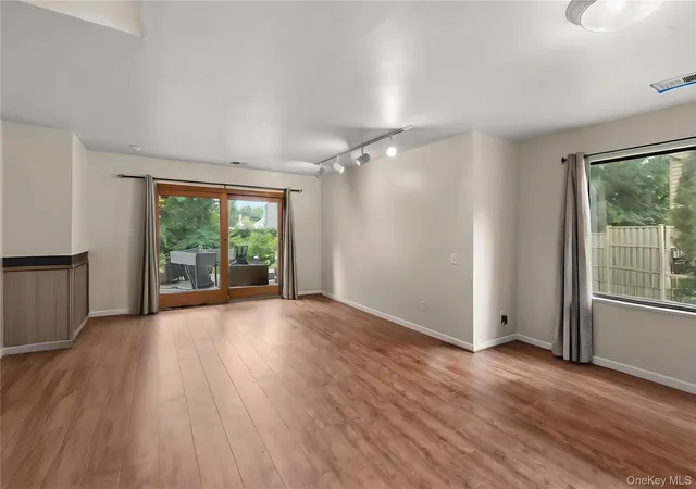 Listing Photo 4 - Condo for sale in building located at 127 Beecher Ave Ext, Islip, NY 11730