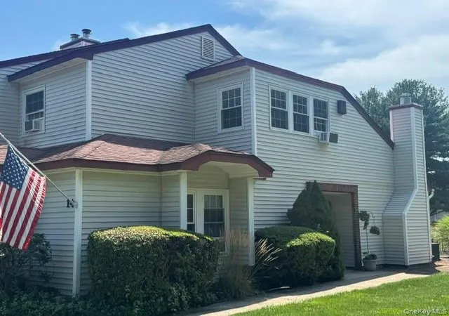 2nd image of 14 Potomac Ct #14, Brookhaven, NY 11727 | MLS# 1038829