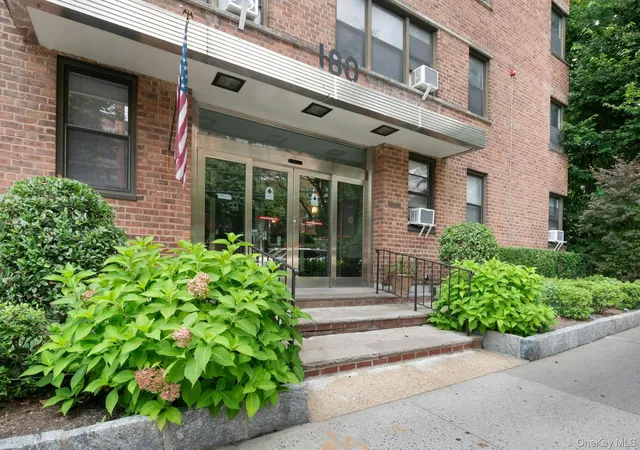 Photo 2 of Condo for sale at 180 E Hartsdale Ave #1E, Greenburgh, NY 10530 | MLS# 1038839 | Listing updated on 2026-09-03