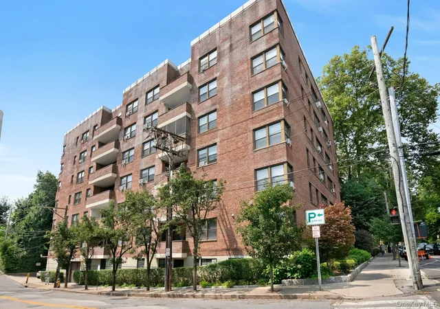 Photo 1 of Condo for sale at 180 E Hartsdale Ave #1F, Greenburgh, NY 10530 | MLS# 1038842 | Listing updated on 2026-08-21