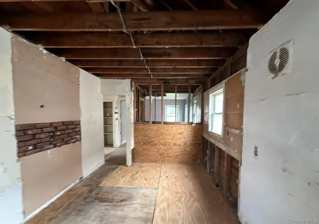 Photo 4 of Single family home for sale at 119-11 194th Street, New York, NY 11412 | MLS# 1038846 | Listing updated on 2026-10-01