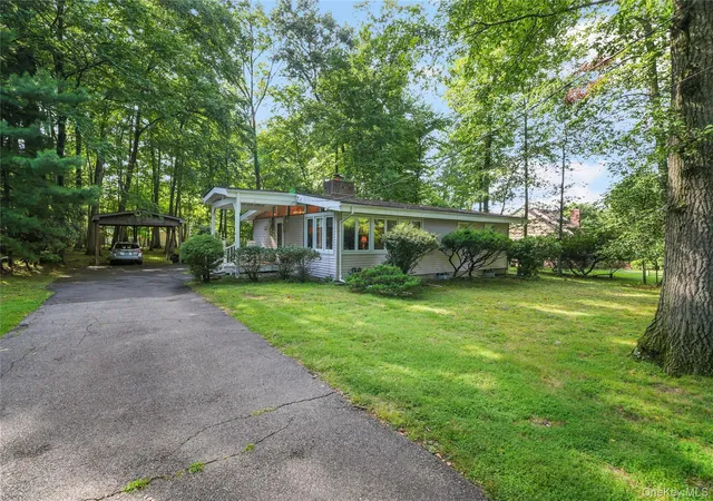 Photo 2 of Single family home for sale at 29 Fay Rd, Clarkstown, NY 10956 | MLS# 1038850 | Listing updated on 2026-09-17