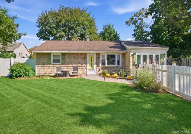 Photo 1 of Single family home for sale at 1023 Udall Rd, Islip, NY 11706 | MLS# 1038855 | Listing updated on 2026-10-08